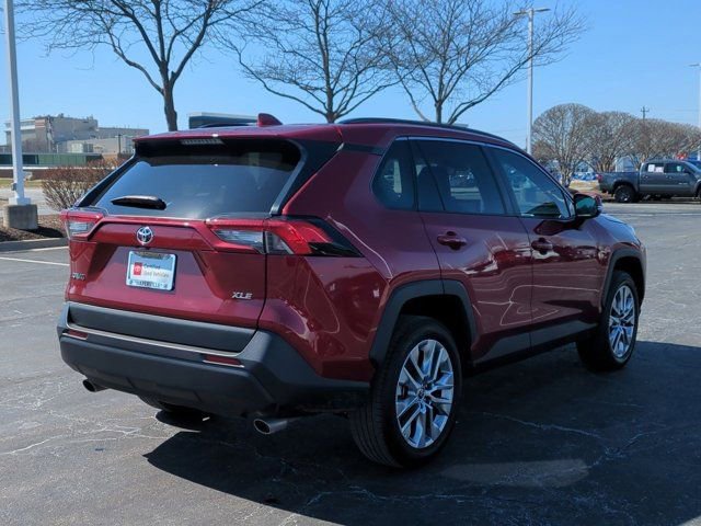 Certified 2025 Toyota RAV4 XLE Premium FWD image 5
