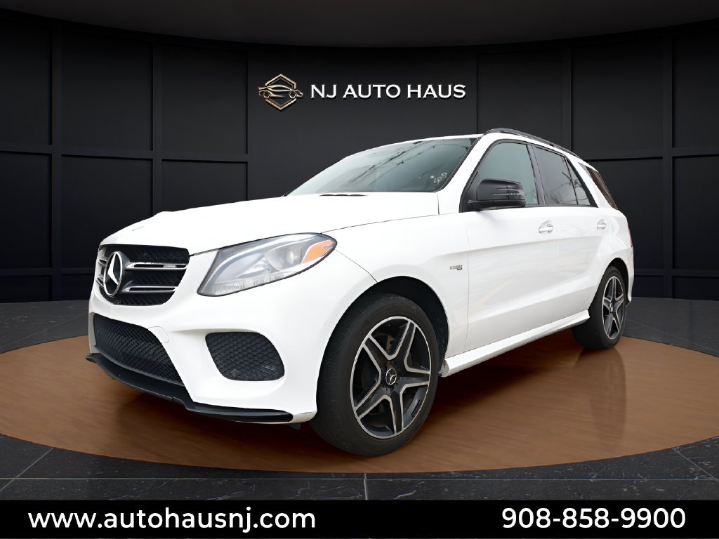 Used 2018 Mercedes-Benz GLE 43 AMG 4MATIC w/ Night Package image 3