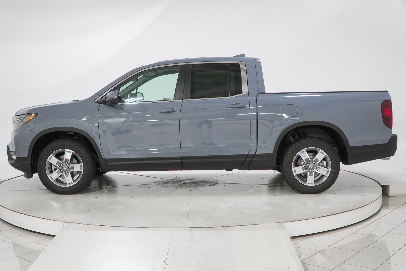 New 2026 Honda Ridgeline RTL image 4