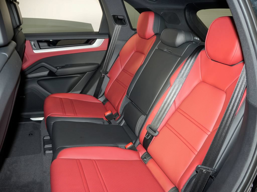 New 2026 Porsche Cayenne S AWD/4WD image 35
