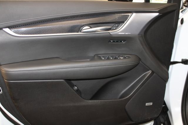 Certified 2024 Cadillac XT6 Sport w/ LPO, Floor Liner Package image 20