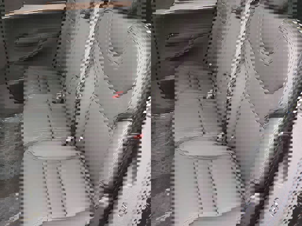 Certified 2025 Volvo EX90 Ultra image 11