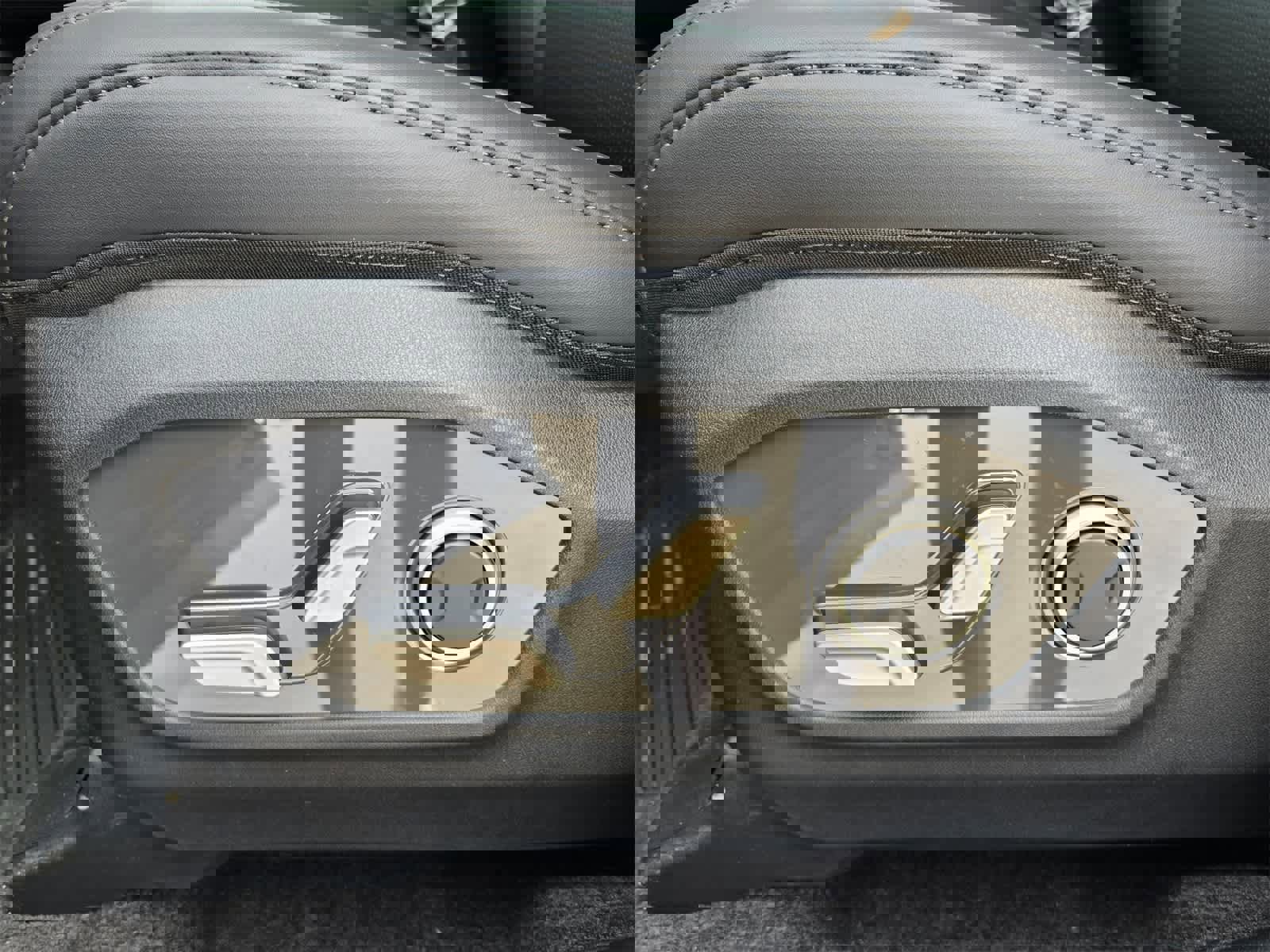 New 2027 Kia Telluride S image 14