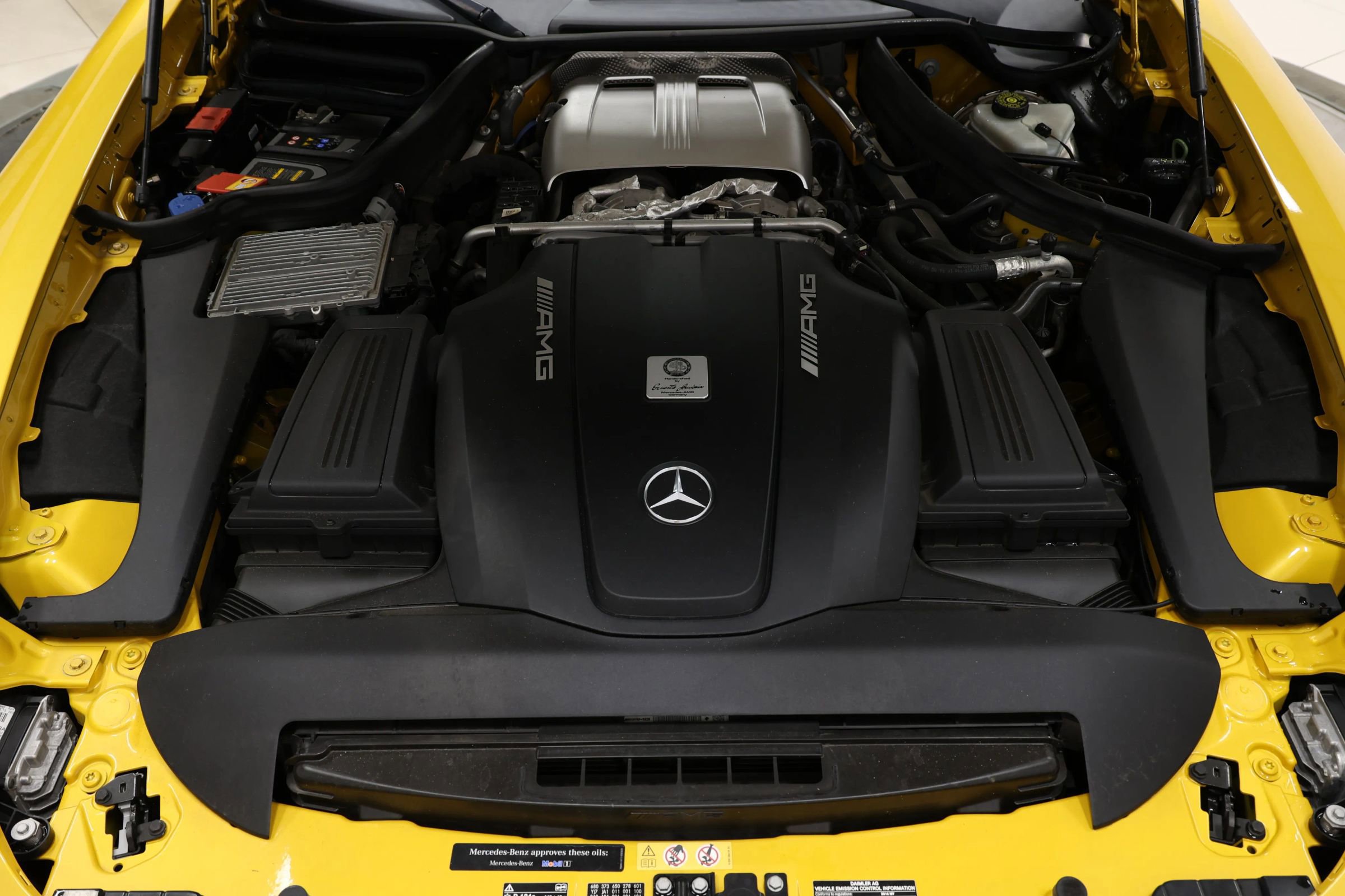 Used 2016 Mercedes-Benz AMG GT S image 86
