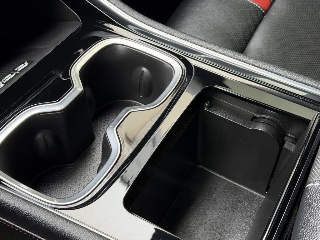 Used 2024 Chevrolet Traverse RS image 15