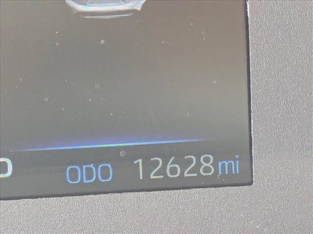 Used 2025 Toyota Corolla LE FWD image 8