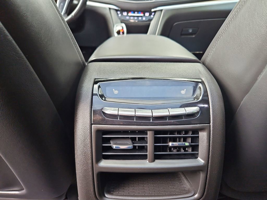 Used 2019 Cadillac XT5 Platinum image 30