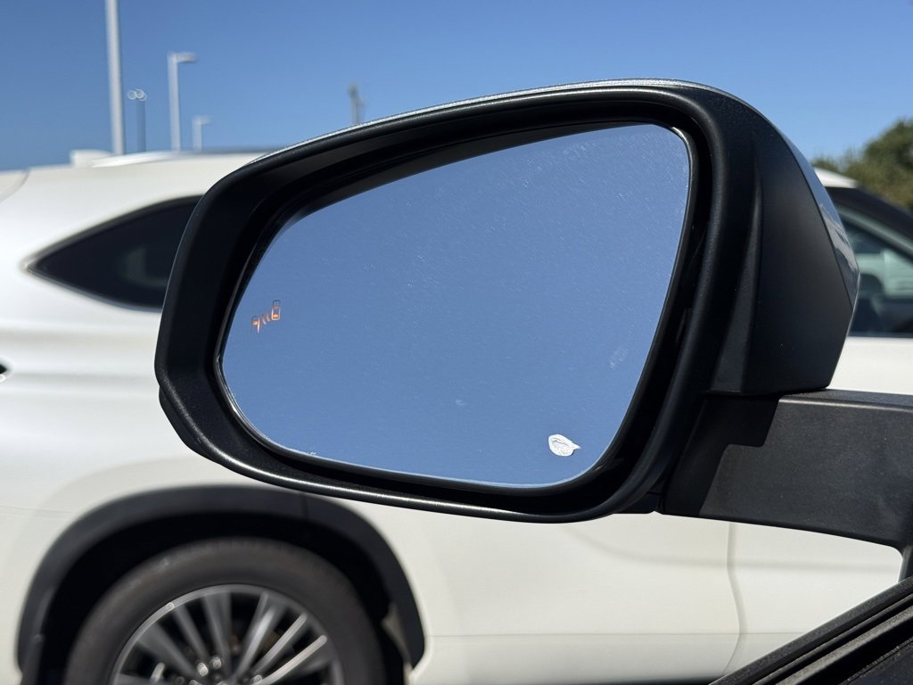 Certified 2025 Toyota Tacoma Trailhunter image 23