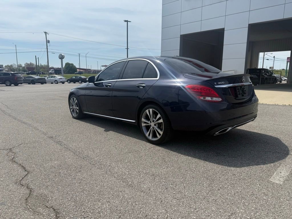 Used 2015 Mercedes-Benz C 300 Sedan image 5