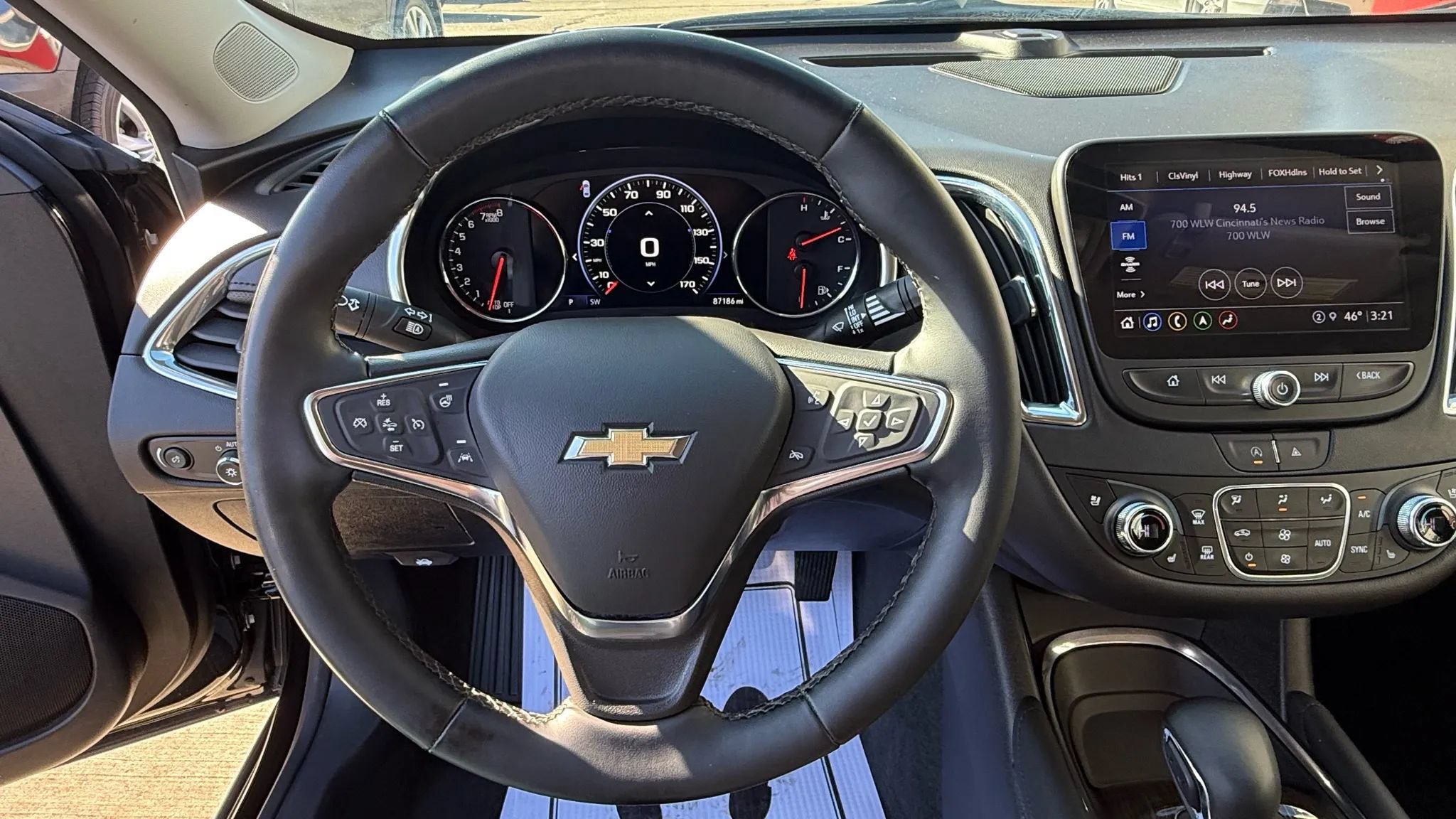 Used 2024 Chevrolet Malibu LT image 15