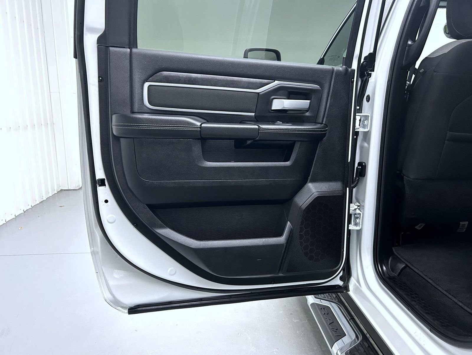 Used 2024 RAM 2500 Big Horn image 20