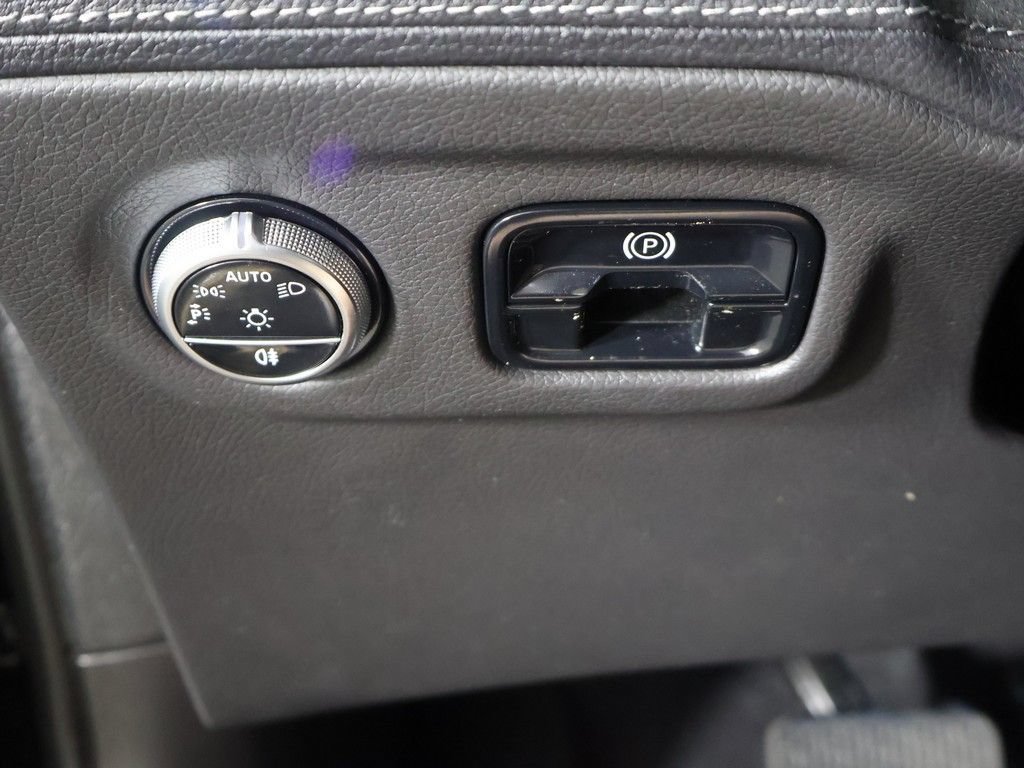 Used 2023 Mercedes-Benz EQE 350+ 4MATIC SUV image 38