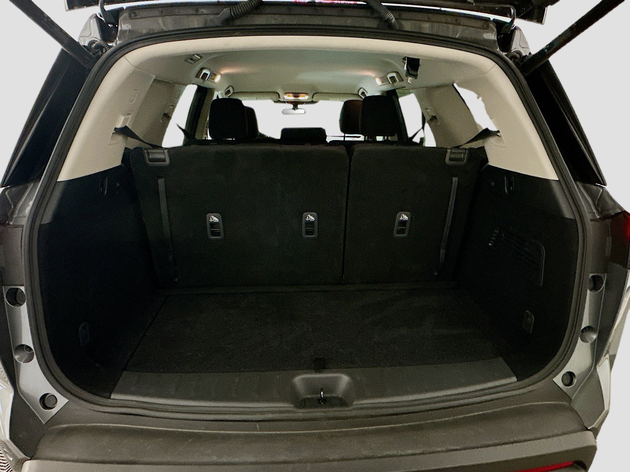 Used 2025 Nissan Pathfinder SV image 30