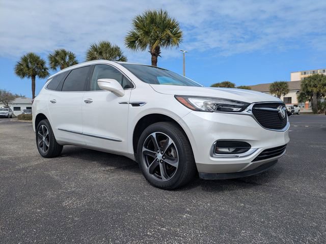 Used 2019 Buick Enclave Essence w/ LPO, Sport Appearance Package image 2