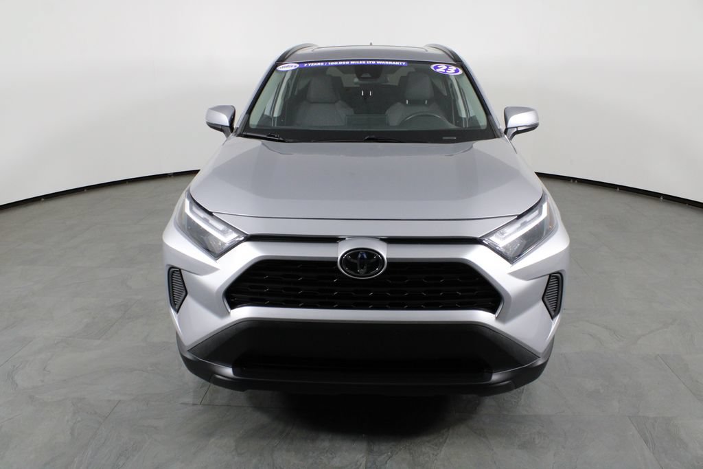 Used 2023 Toyota RAV4 XLE w/ Convenience Package FWD image 12