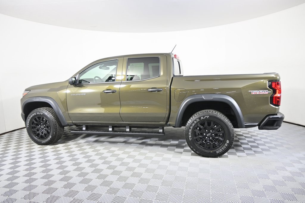 Used 2024 Chevrolet Colorado Trail Boss w/ Advanced Trailering Package image 3