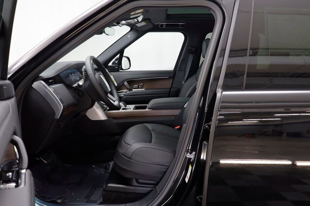 New 2025 Land Rover Range Rover SE AWD/4WD image 7