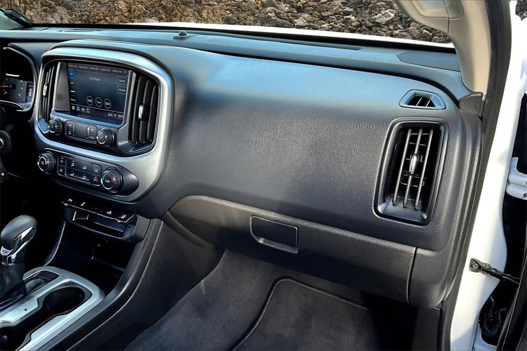 Used 2022 Chevrolet Colorado LT w/ Safety Package image 14