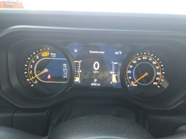 Used 2025 Jeep Wrangler Unlimited Rubicon 392 image 16