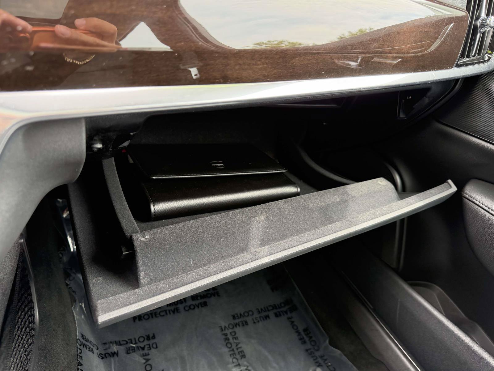 Used 2019 Volvo S90 T5 Momentum FWD image 29