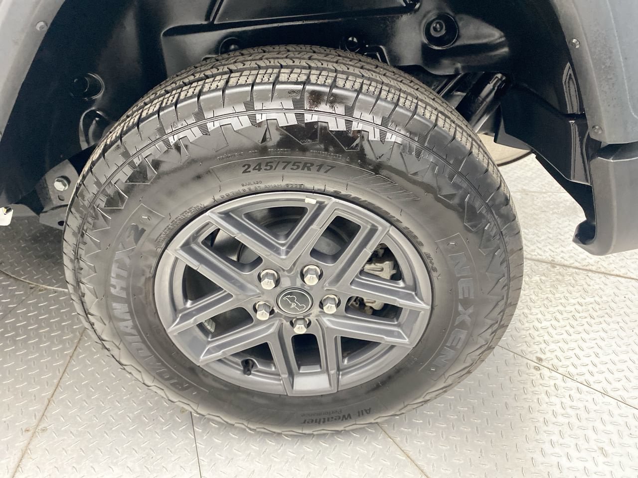 Used 2025 Jeep Wrangler Sport AWD/4WD image 10