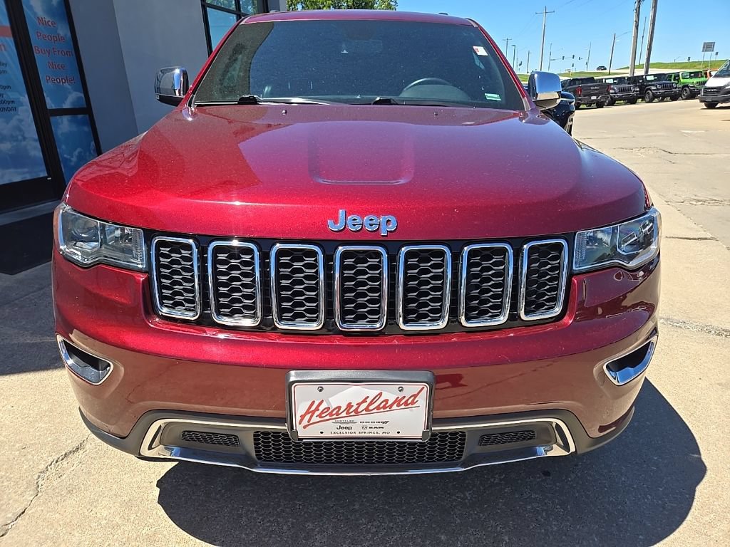 Used 2018 Jeep Grand Cherokee Limited AWD/4WD image 16