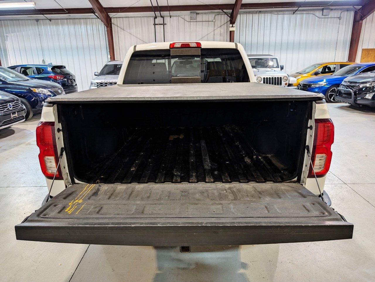 Used 2017 Chevrolet Silverado 1500 LTZ Z71 image 22