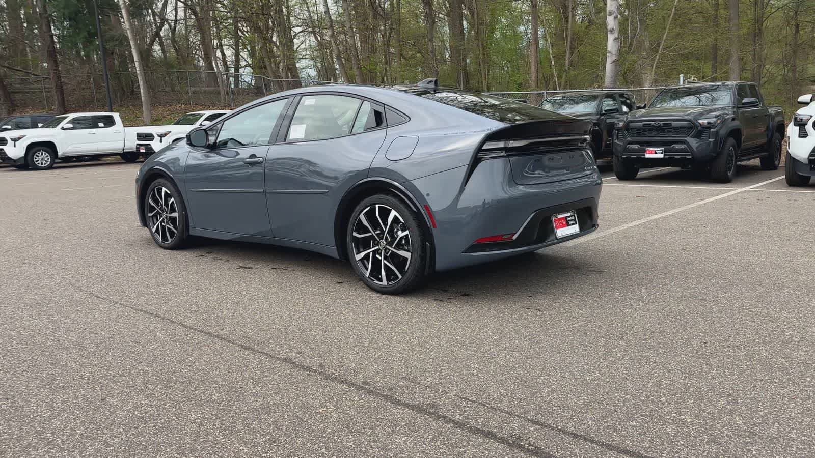 New 2026 Toyota Prius Plug-In Hybrid FWD image 6