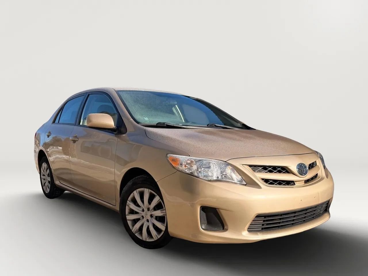 Used 2012 Toyota Corolla LE image 3