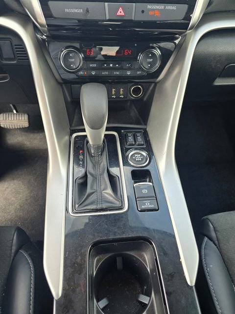 Used 2025 Mitsubishi Eclipse Cross SE image 24