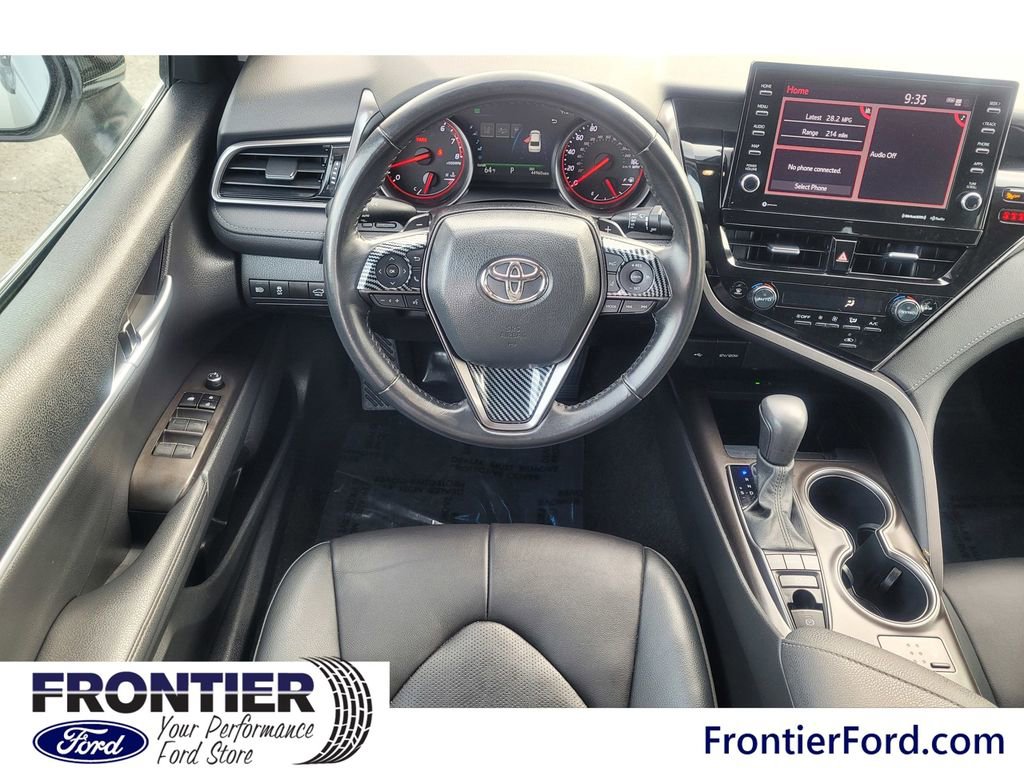Used 2023 Toyota Camry XSE image 9