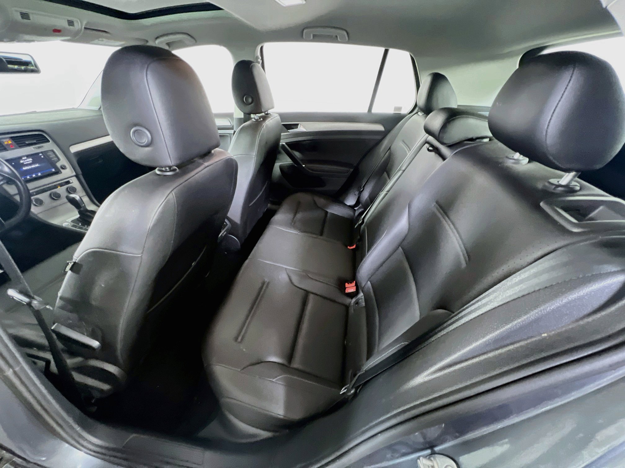 Used 2017 Volkswagen Golf Wolfsburg Edition FWD image 24