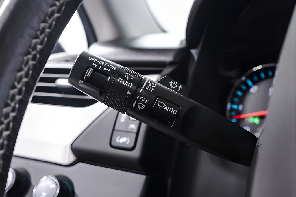 Used 2020 GMC Yukon SLT AWD/4WD image 22