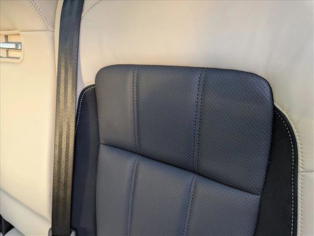 Used 2020 Land Rover Range Rover Sport HST image 15