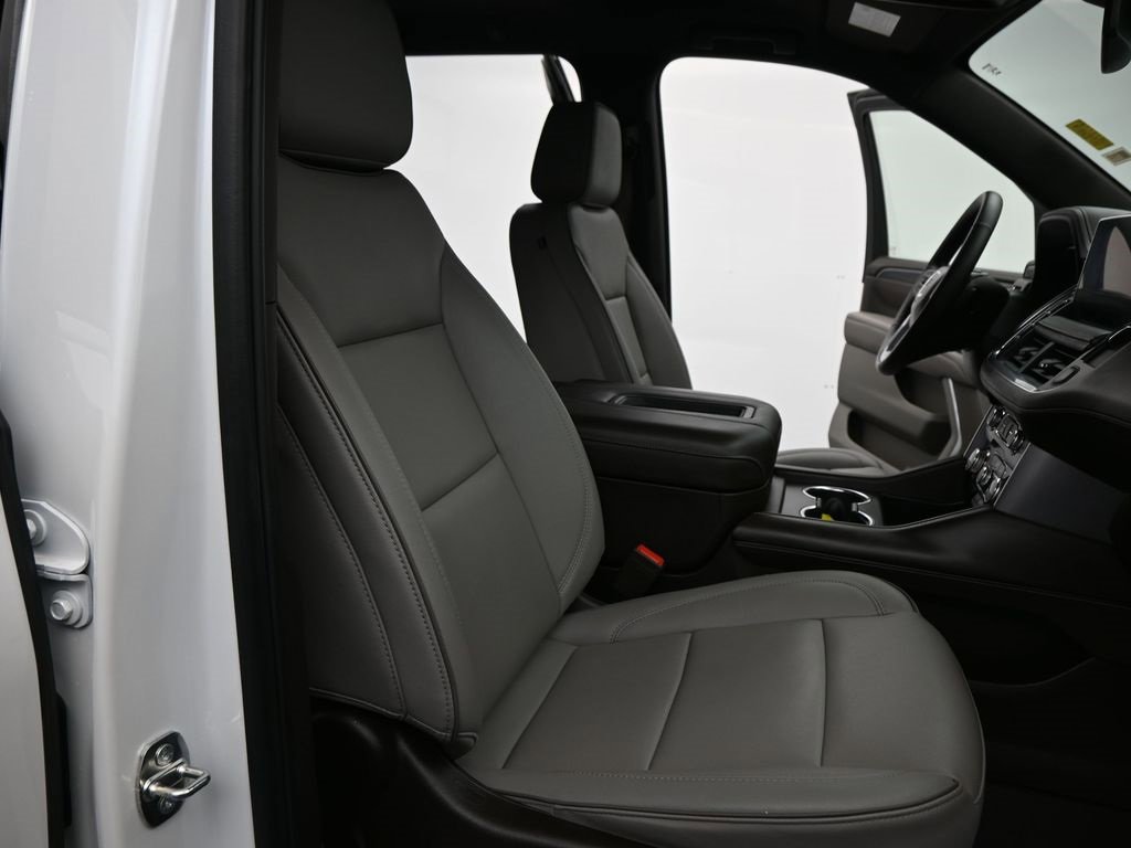 Certified 2024 GMC Yukon SLT w/ SLT Luxury Package image 27