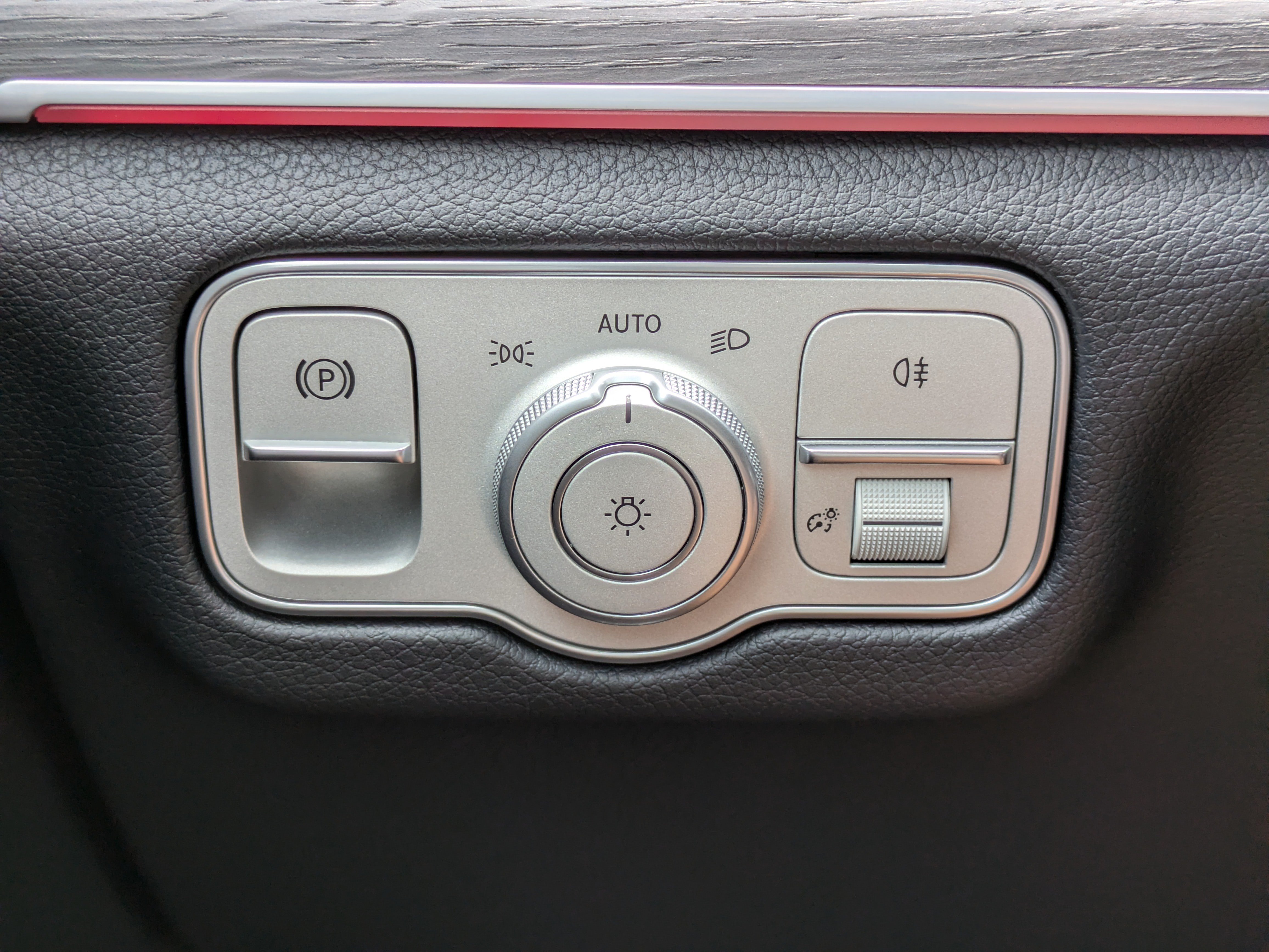Used 2024 Mercedes-Benz GLE 350 4MATIC image 22