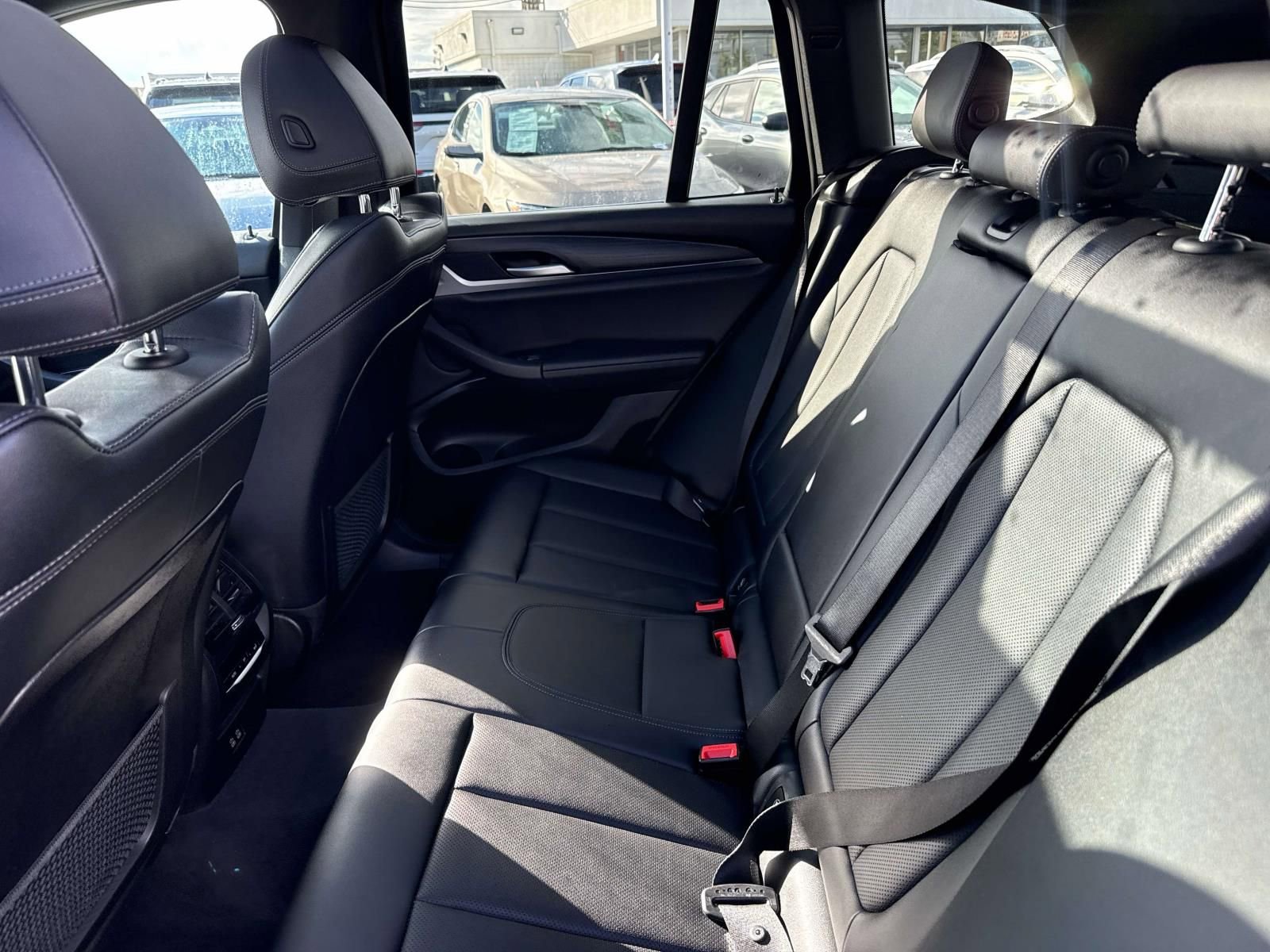 Used 2024 BMW X3 xDrive30i image 10