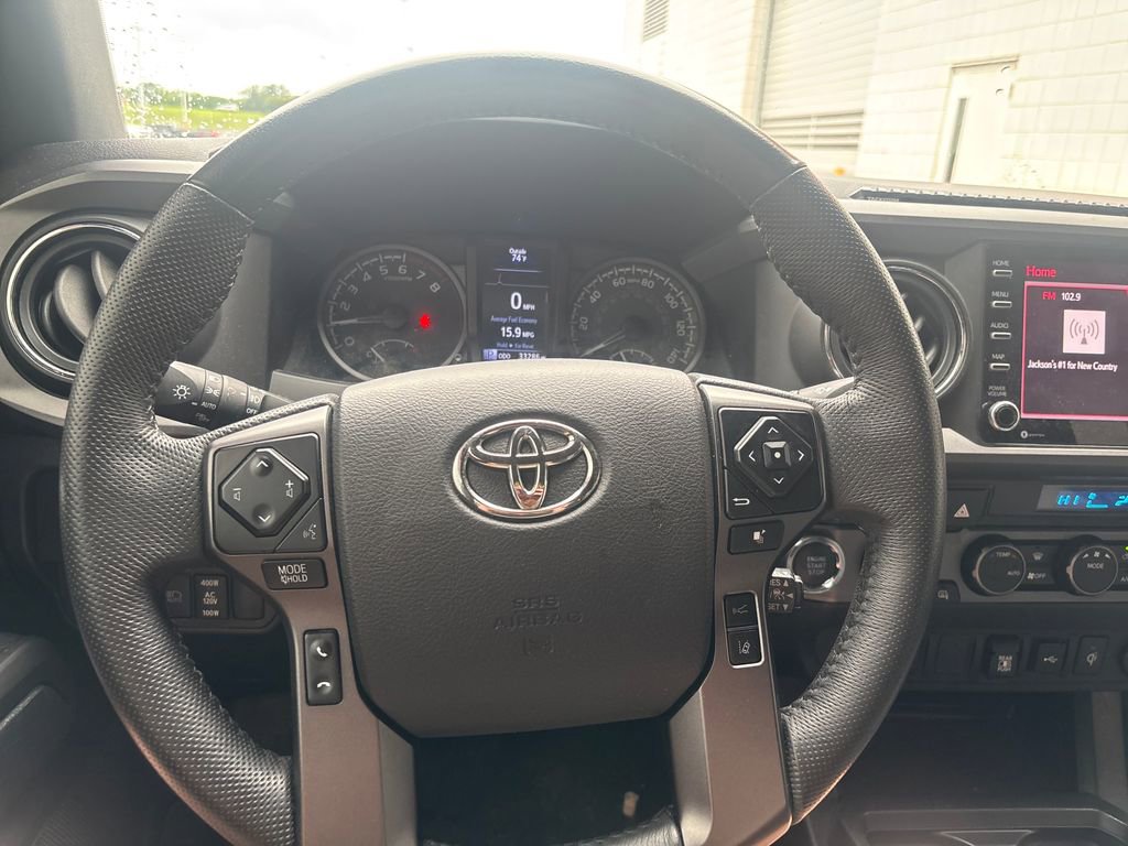 Used 2021 Toyota Tacoma TRD Off-Road AWD/4WD image 20