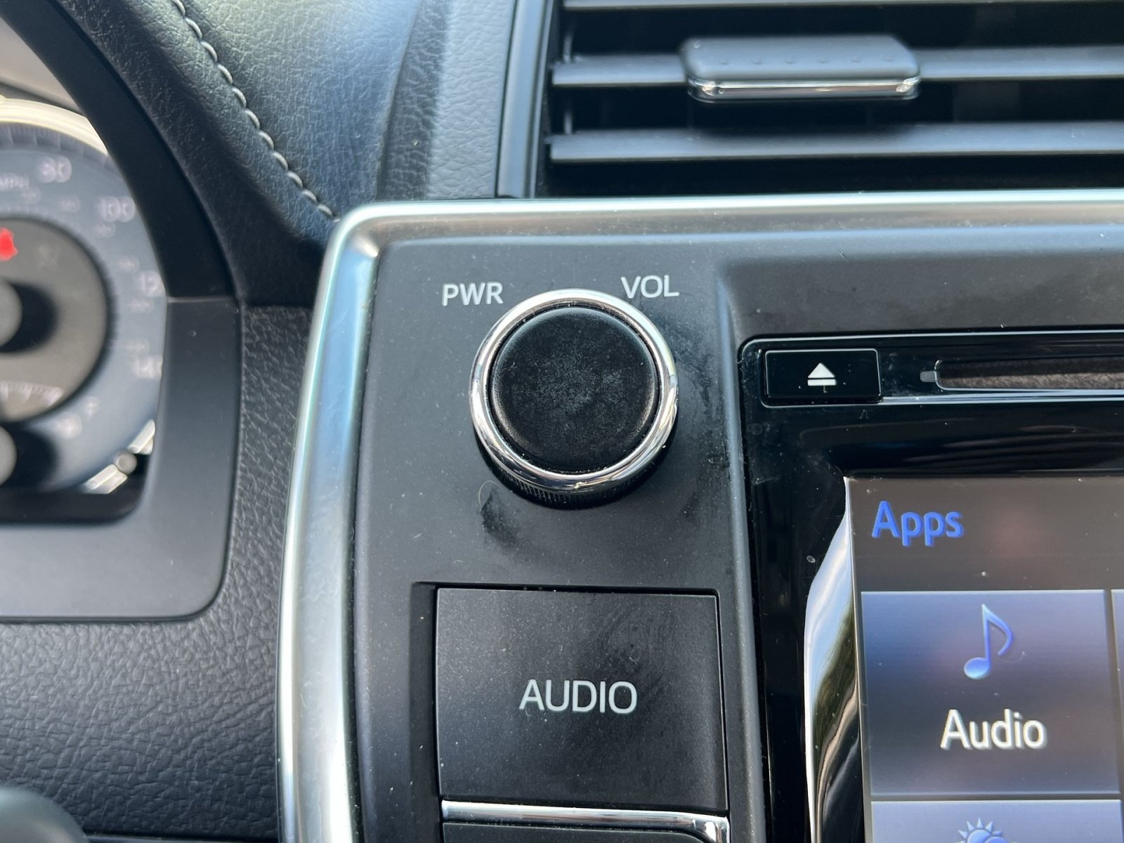 Used 2017 Toyota Camry XLE FWD image 59