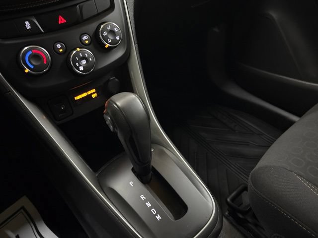 Used 2017 Chevrolet Trax LS FWD image 41