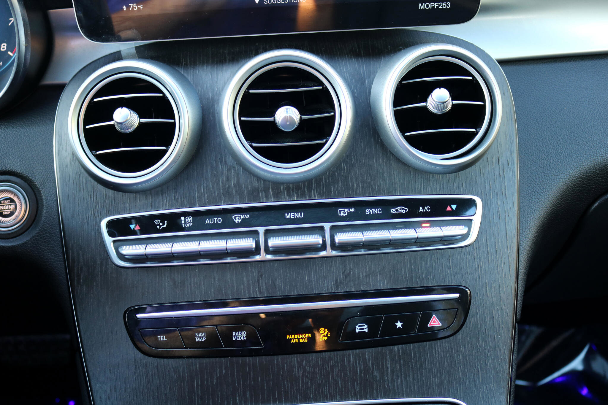 Used 2020 Mercedes-Benz GLC 300 4MATIC image 30