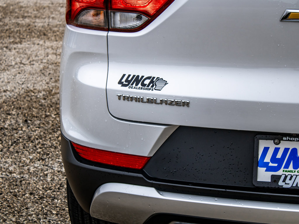 Used 2023 Chevrolet TrailBlazer LT image 11