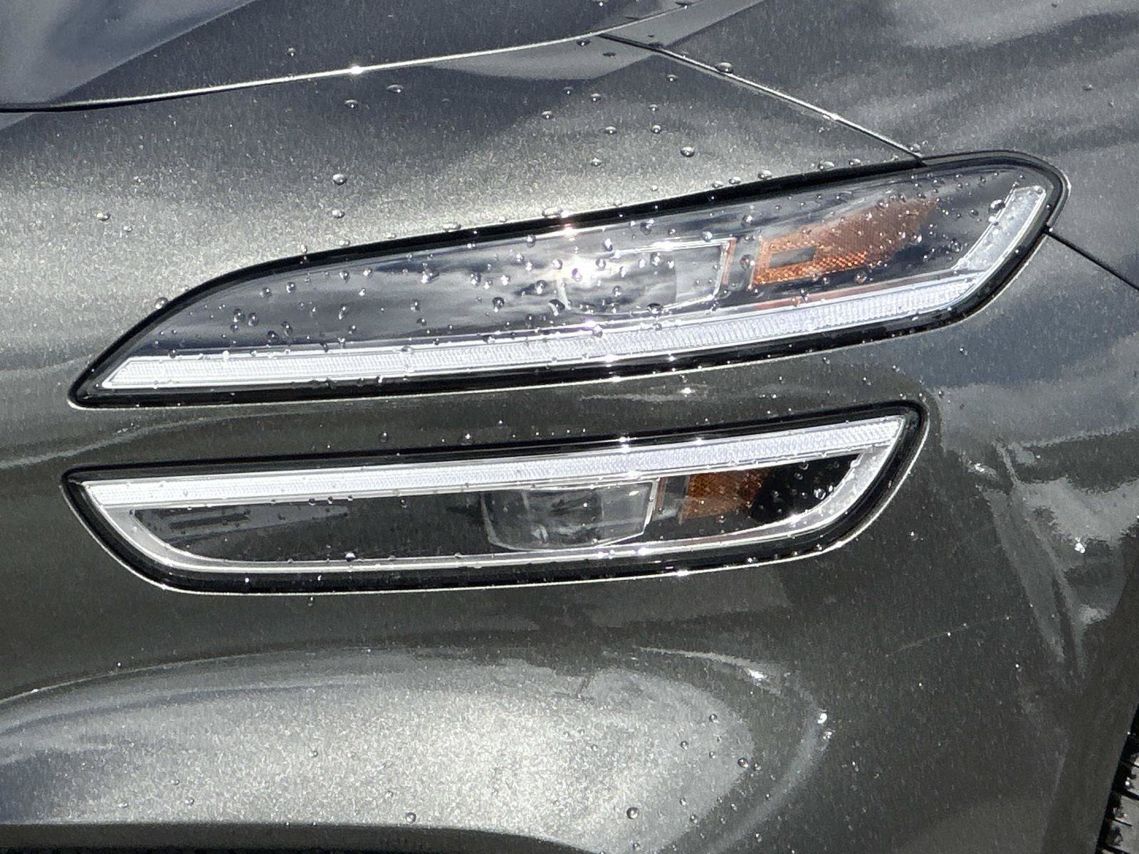 Used 2026 Genesis G70 2.5T RWD image 9
