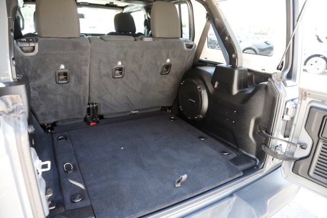 Used 2021 Jeep Wrangler Unlimited Sport AWD/4WD image 5
