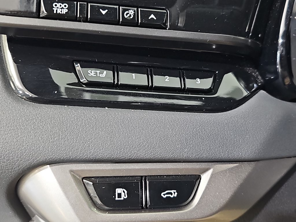 Used 2024 Lexus RX 350 F Sport w/ Convenience Package AWD/4WD image 25