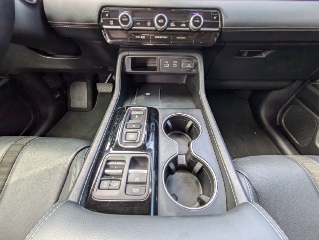 Used 2025 Honda Pilot Touring image 21