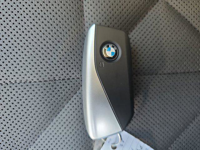 New 2026 BMW iX xDrive60 w/ Executive Package image 36