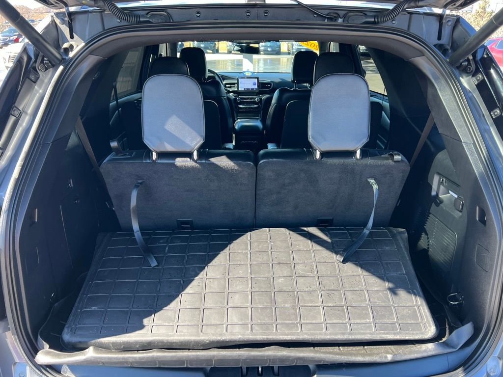 Used 2022 Ford Explorer ST w/ ST Street Pack image 27