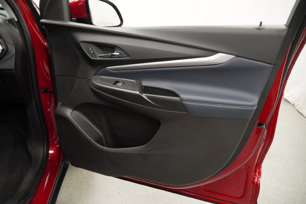Certified 2023 Chevrolet Bolt EUV Premier FWD image 37