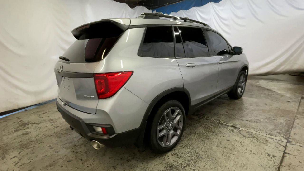 Used 2023 Honda Passport EX-L image 8